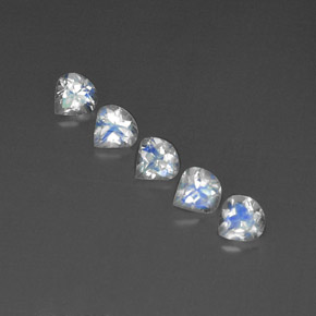 Achetez naturel ct Bleu blanc Pierre de lune arc-en-ciel gems, Transparent, En provenance Inde chez GemSelect. En stock, livraison internationale!