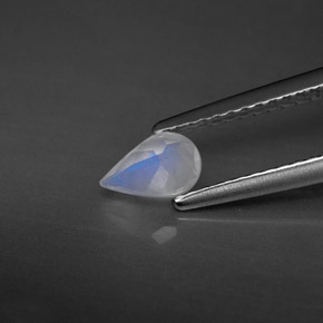 Pierre de lune arc-en-ciel bleu et blanc naturelle transparent, 0,36 ct, transparent / translucide