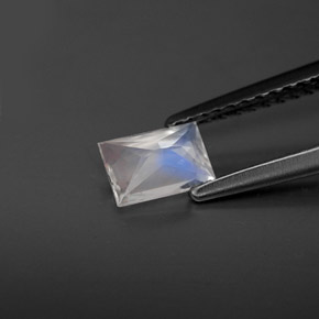 Pierre de lune arc-en-ciel blanc naturelle transparent, 0,50 ct, transparent / translucide