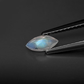 Pierre de lune arc-en-ciel bleue naturelle transparent, 0,30 ct, transparent / translucide