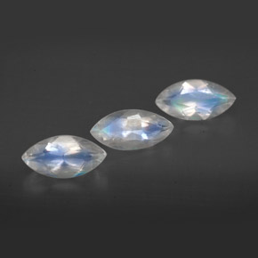 Achetez naturel ct blanc pierre de lune arc-en-ciel gems, transparent, en provenance inde chez gemselect. en stock, livraison internationale!