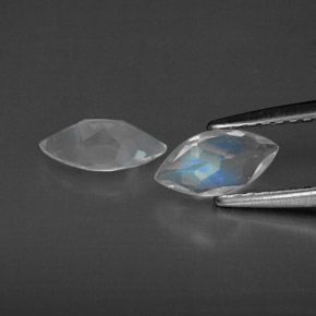 Achetez naturel ct blanc pierre de lune arc-en-ciel gems, transparent, en provenance inde chez gemselect. en stock, livraison internationale!