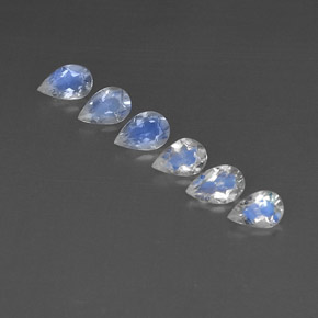 Achetez naturel ct Bleu blanc Pierre de lune arc-en-ciel gems, Transparent, En provenance Inde chez GemSelect. En stock, livraison internationale!