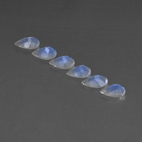 Achetez naturel ct Bleu blanc Pierre de lune arc-en-ciel gems, Transparent, En provenance Inde chez GemSelect. En stock, livraison internationale!