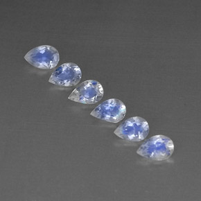 Achetez naturel ct Bleu blanc Pierre de lune arc-en-ciel gems, Transparent, En provenance Inde chez GemSelect. En stock, livraison internationale!