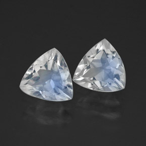 Achetez naturel ct Bleu blanc Pierre de lune arc-en-ciel gems, Transparent, En provenance Inde chez GemSelect. En stock, livraison internationale!