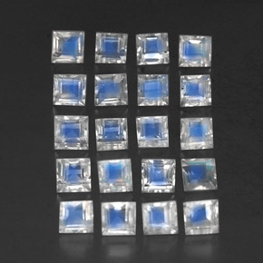 Achetez naturel 3.58ct Blanc bleuâtre Pierre de lune arc-en-ciel gems, Transparent, En provenance Sri Lanka chez GemSelect. En stock, livraison internationale!