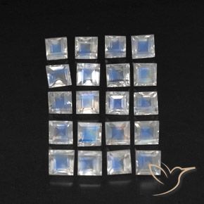 Shop natural 3.54ct Blanc bleuâtre Pierre de lune arc-en-ciel gems, Carré, from Inde at GemSelect. In stock, global shipping!