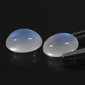 Achetez naturel ct blanc pierre de lune arc-en-ciel gems, coupe ovale, en provenance sri lanka (ceylan) chez gemselect. en stock, livraison internationale!