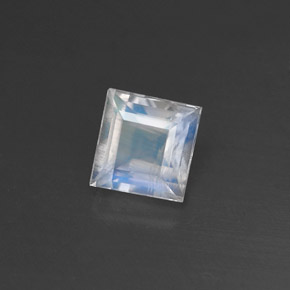 Pierre de lune arc-en-ciel blanc naturelle carré, 0,77 ct, transparent