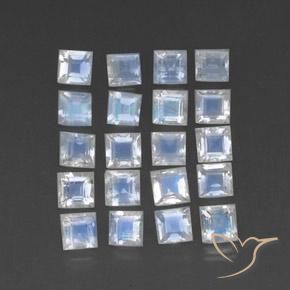 Shop natural 3.12ct Blanc bleuâtre Pierre de lune arc-en-ciel gems, Carré, from Sri Lanka at GemSelect. In stock, global shipping!