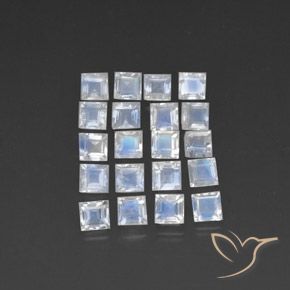 Shop natural 3.80ct Blanc bleuâtre Pierre de lune arc-en-ciel gems, Carré, from Sri Lanka at GemSelect. In stock, global shipping!