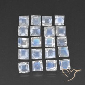 Shop natural 3.80ct Blanc bleuâtre Pierre de lune arc-en-ciel gems, Carré, from Sri Lanka at GemSelect. In stock, global shipping!
