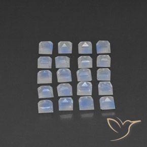 Shop natural 3.80ct Blanc bleuâtre Pierre de lune arc-en-ciel gems, Carré, from Sri Lanka at GemSelect. In stock, global shipping!