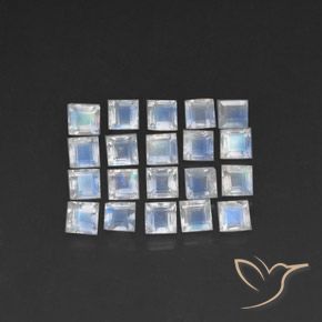 Shop natural 3.74ct Blanc bleuâtre Pierre de lune arc-en-ciel gems, Carré, from Sri Lanka at GemSelect. In stock, global shipping!