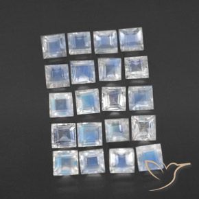 Shop natural 2.90ct Blanc bleuâtre Pierre de lune arc-en-ciel gems, Carré, from Sri Lanka at GemSelect. In stock, global shipping!
