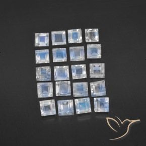 Shop natural 3.45ct Blanc bleuâtre Pierre de lune arc-en-ciel gems, Carré, from Sri Lanka at GemSelect. In stock, global shipping!