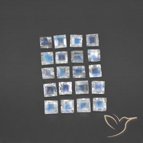 3.33ctw Naturel Blanc bleuâtre Pierre de lune arc-en-ciel, Carré, Transparent