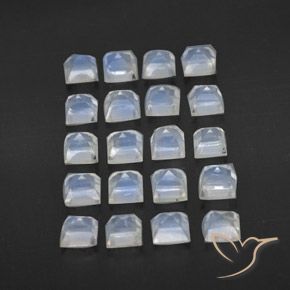 Shop natural 3.35ct Blanc bleuâtre Pierre de lune arc-en-ciel gems, Carré, from Sri Lanka at GemSelect. In stock, global shipping!