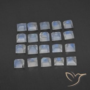Shop natural 3.09ct Blanc bleuâtre Pierre de lune arc-en-ciel gems, Carré, from Sri Lanka at GemSelect. In stock, global shipping!