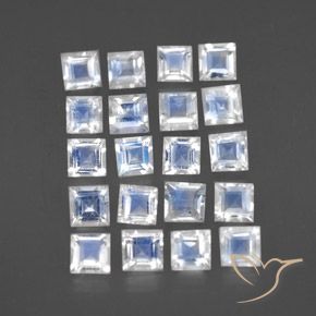 Shop natural 2.89ct Blanc bleuâtre Pierre de lune arc-en-ciel gems, Carré, from Inde at GemSelect. In stock, global shipping!