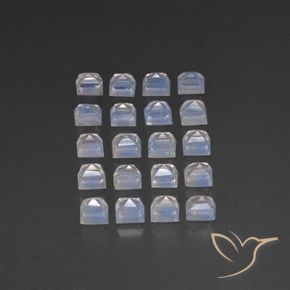 Shop natural 3.77ct Blanc bleuâtre Pierre de lune arc-en-ciel gems, Carré, from Inde at GemSelect. In stock, global shipping!