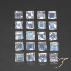 Shop natural 3.24ct Blanc bleuâtre Pierre de lune arc-en-ciel gems, Carré, from Inde at GemSelect. In stock, global shipping!