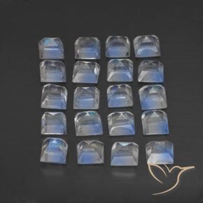 Shop natural 3.03ct Blanc bleuâtre Pierre de lune arc-en-ciel gems, Carré, from Inde at GemSelect. In stock, global shipping!