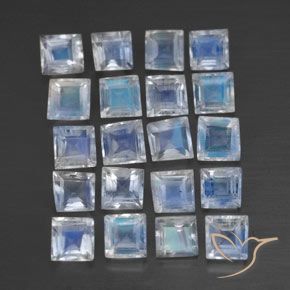 Shop natural 2.48ct Blanc bleuâtre Pierre de lune arc-en-ciel gems, Carré, from Inde at GemSelect. In stock, global shipping!