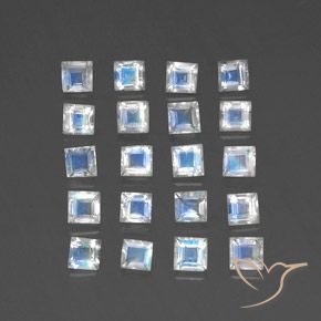 Shop natural 2.85ct Blanc bleuâtre Pierre de lune arc-en-ciel gems, Carré, from Inde at GemSelect. In stock, global shipping!
