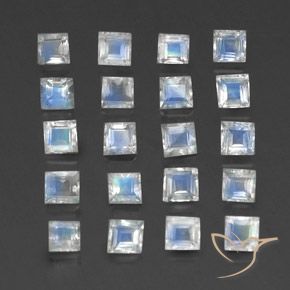 Shop natural 3.01ct Blanc bleuâtre Pierre de lune arc-en-ciel gems, Carré, from Inde at GemSelect. In stock, global shipping!