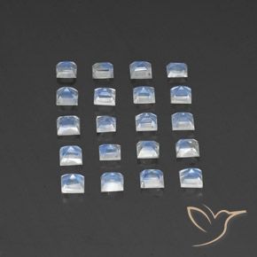 Shop natural 2.95ct Blanc bleuâtre Pierre de lune arc-en-ciel gems, Carré, from Inde at GemSelect. In stock, global shipping!