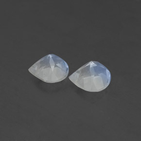Achetez naturel ct blanc pierre de lune arc-en-ciel gems, en forme de poire, en provenance inde chez gemselect. en stock, livraison internationale!