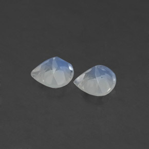 Achetez naturel ct blanc pierre de lune arc-en-ciel gems, en forme de poire, en provenance inde chez gemselect. en stock, livraison internationale!