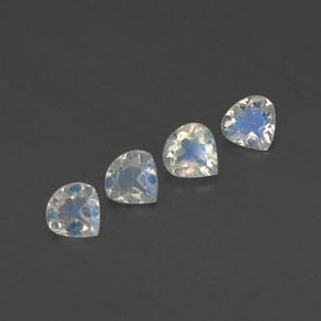 Achetez naturel 1,26ct blanc bleuté pierre de lune arc-en-ciel gems, en forme de poire, en provenance inde chez gemselect. en stock, livraison internationale!