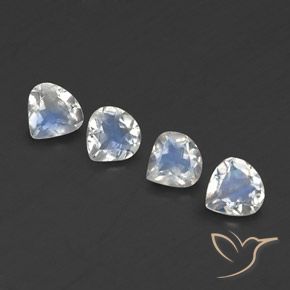 Shop natural 1.36ct Blanc bleuâtre Pierre de lune arc-en-ciel gems, En forme de poire, from Inde at GemSelect. In stock, global shipping!