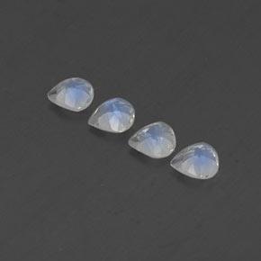 Achetez naturel 1.32ct Blanc bleuâtre Pierre de lune arc-en-ciel gems, En forme de poire, En provenance Inde chez GemSelect. En stock, livraison internationale!