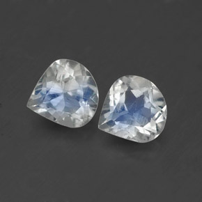 Achetez naturel ct blanc pierre de lune arc-en-ciel gems, en forme de poire, en provenance inde chez gemselect. en stock, livraison internationale!