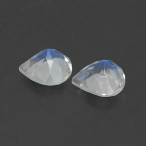 Achetez naturel ct blanc pierre de lune arc-en-ciel gems, en forme de poire, en provenance inde chez gemselect. en stock, livraison internationale!