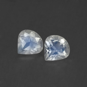 Achetez naturel ct blanc pierre de lune arc-en-ciel gems, en forme de poire, en provenance inde chez gemselect. en stock, livraison internationale!