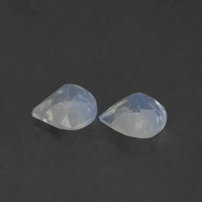 Achetez naturel ct blanc pierre de lune arc-en-ciel gems, en forme de poire, en provenance inde chez gemselect. en stock, livraison internationale!