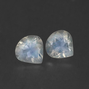 Achetez naturel ct blanc pierre de lune arc-en-ciel gems, en forme de poire, en provenance inde chez gemselect. en stock, livraison internationale!