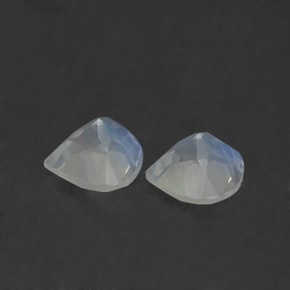 Achetez naturel ct blanc pierre de lune arc-en-ciel gems, en forme de poire, en provenance inde chez gemselect. en stock, livraison internationale!