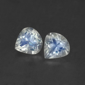 Achetez naturel ct blanc pierre de lune arc-en-ciel gems, en forme de poire, en provenance inde chez gemselect. en stock, livraison internationale!