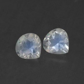 Achetez naturel ct blanc pierre de lune arc-en-ciel gems, en forme de poire, en provenance inde chez gemselect. en stock, livraison internationale!