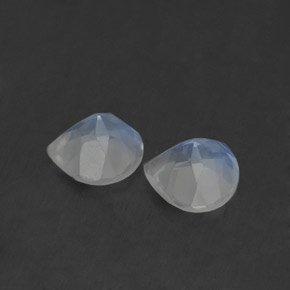 Achetez naturel ct blanc pierre de lune arc-en-ciel gems, en forme de poire, en provenance inde chez gemselect. en stock, livraison internationale!