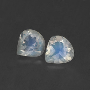 Achetez naturel ct blanc pierre de lune arc-en-ciel gems, en forme de poire, en provenance inde chez gemselect. en stock, livraison internationale!