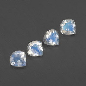 Achetez naturel 1,50ct blanc pierre de lune arc-en-ciel gems, en forme de poire, en provenance inde chez gemselect. en stock, livraison internationale!
