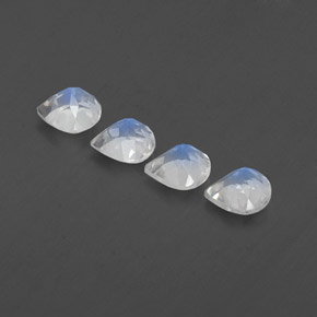 Achetez naturel 1,50ct blanc pierre de lune arc-en-ciel gems, en forme de poire, en provenance inde chez gemselect. en stock, livraison internationale!