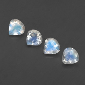 Achetez naturel 1.49ct Blanc bleuâtre Pierre de lune arc-en-ciel gems, En forme de poire, En provenance Inde chez GemSelect. En stock, livraison internationale!